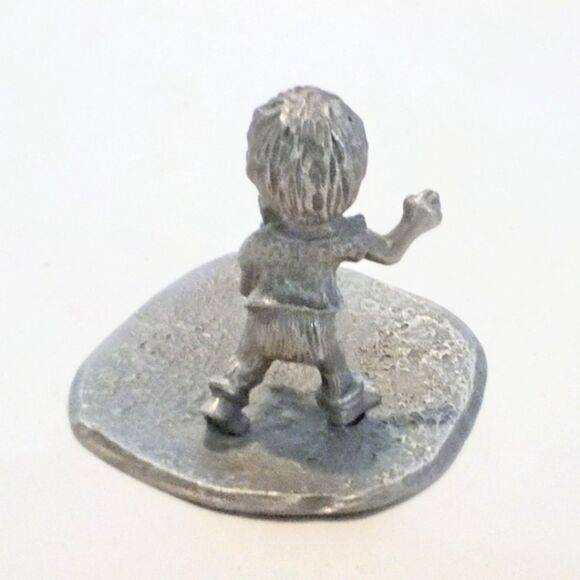 Vintage 1970's Boy and His Dog Pewter Miniature Figurine - Picture 4 of 4